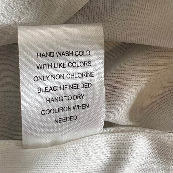 DR2 Sleeveless Top – Intricate Multicolor Pattern - Picture 5 of 7